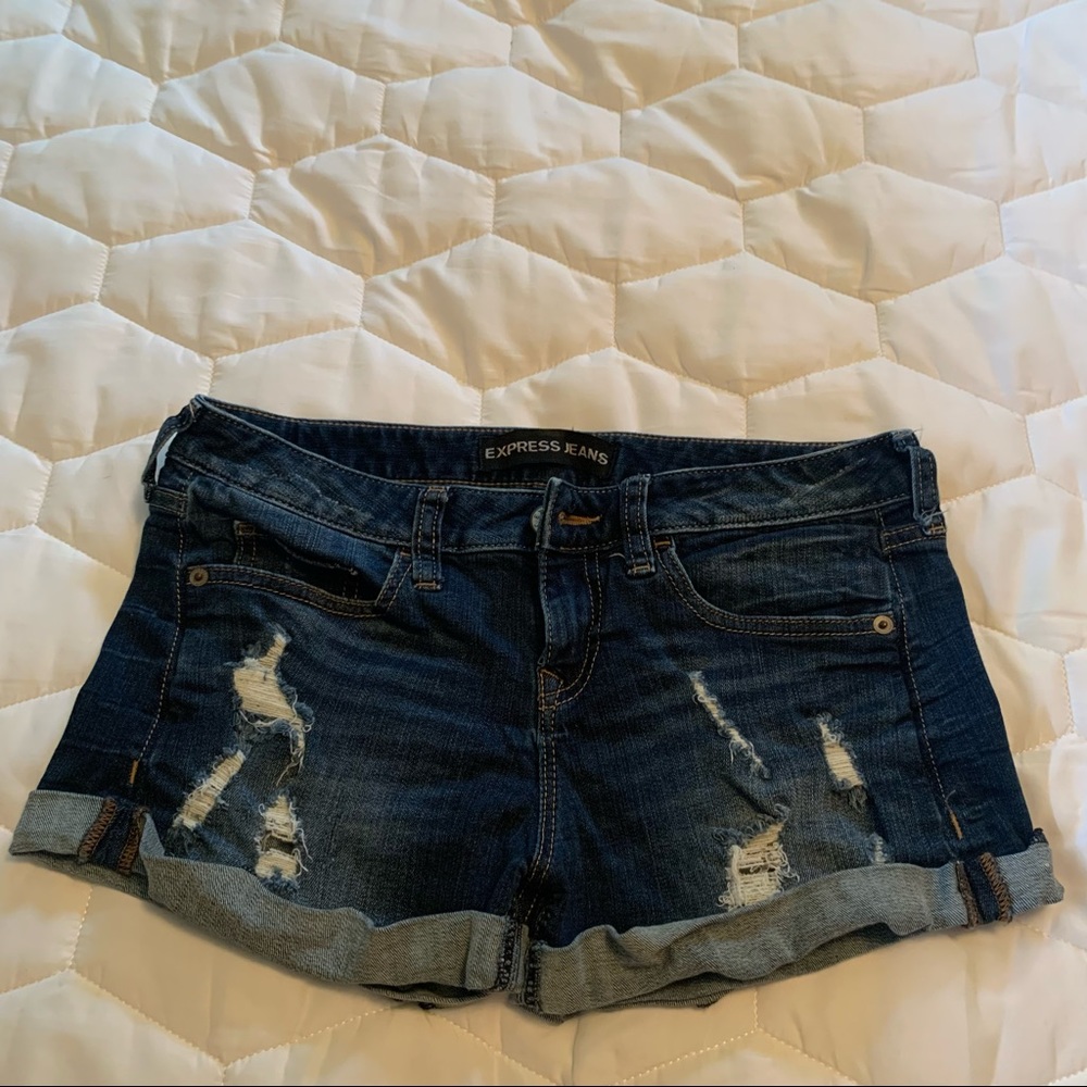 Express low rise denim shorts Size 0